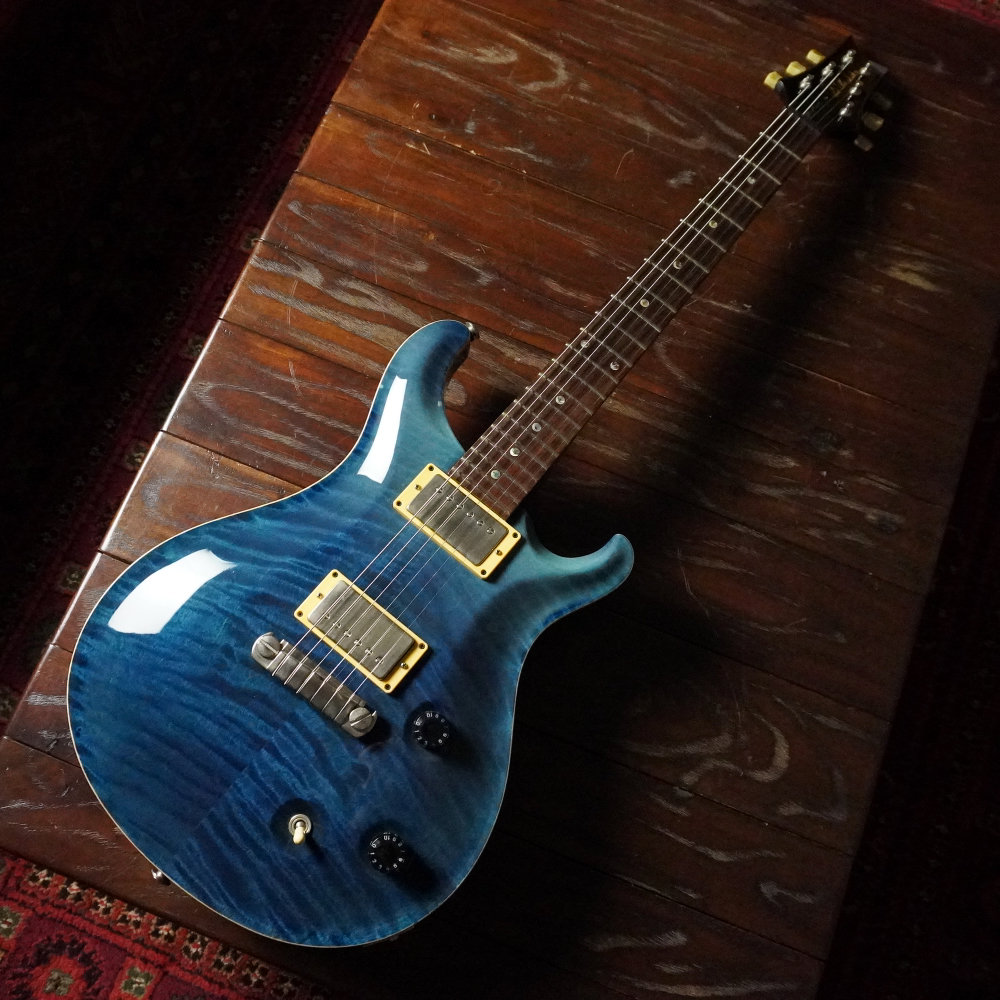 Paul Reed Smith (PRS) McCarty 10top Whale Blue / Wide Fat Neck