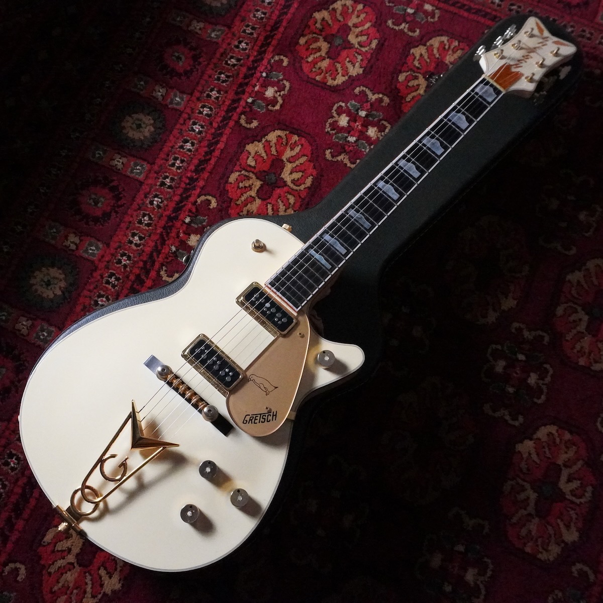 Gretsch 6134 WHITE PENGUIN Reissue w/ TV Jones T-Armond