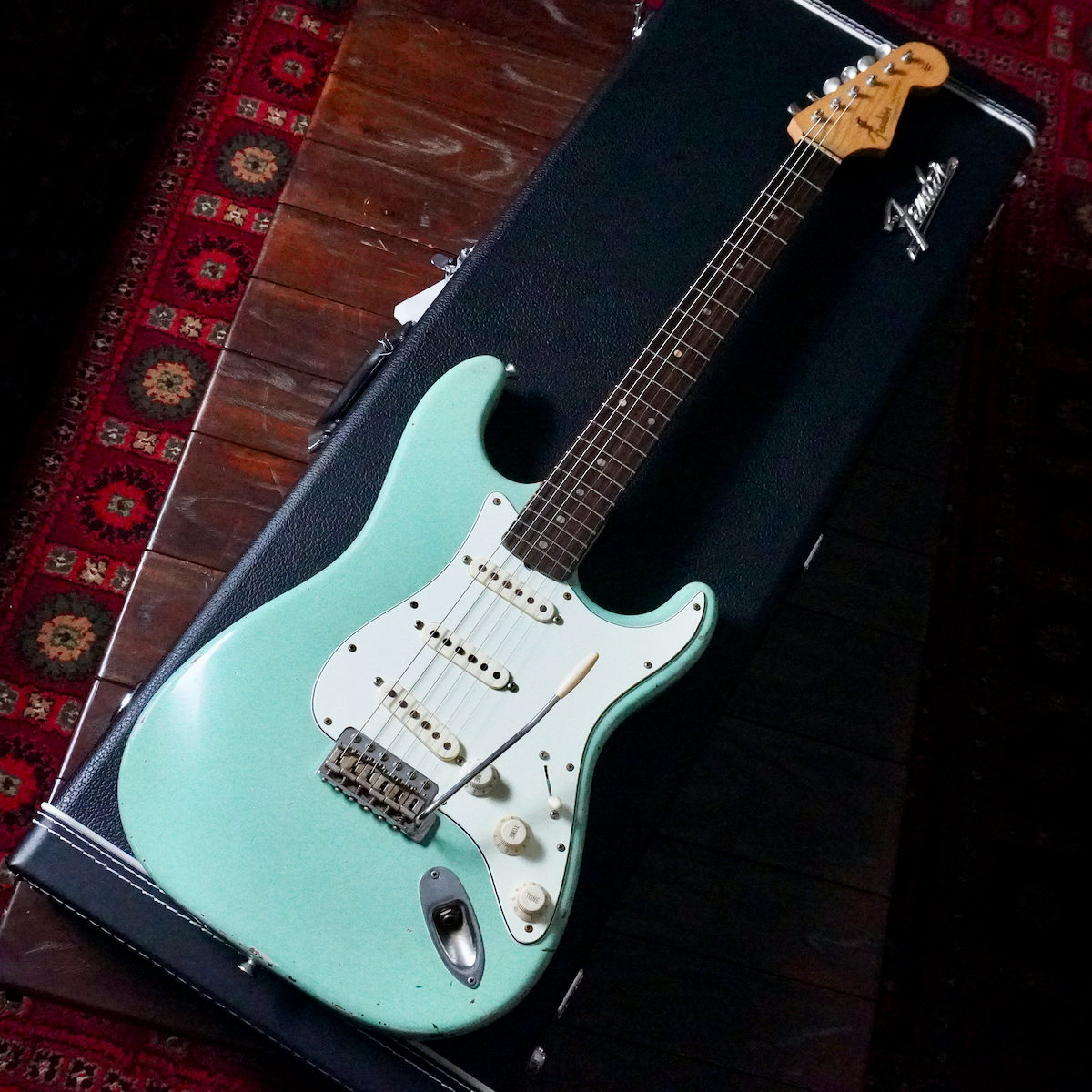 Danocaster Freakin' Double Cut Daphne Blue 