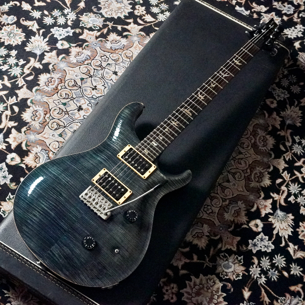 Paul Reed Smith (PRS) Signature Custom 24 W Blue