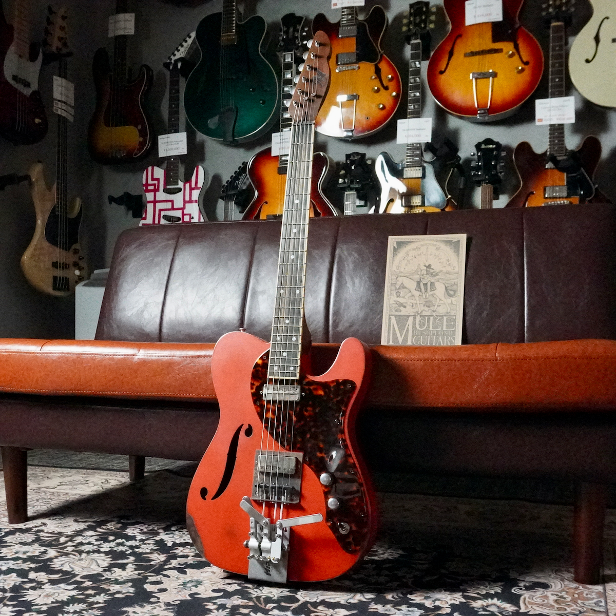 Mule Resophonic Guitars Mulecaster Singlecut Red w/Tort PG /Hipshot Bender