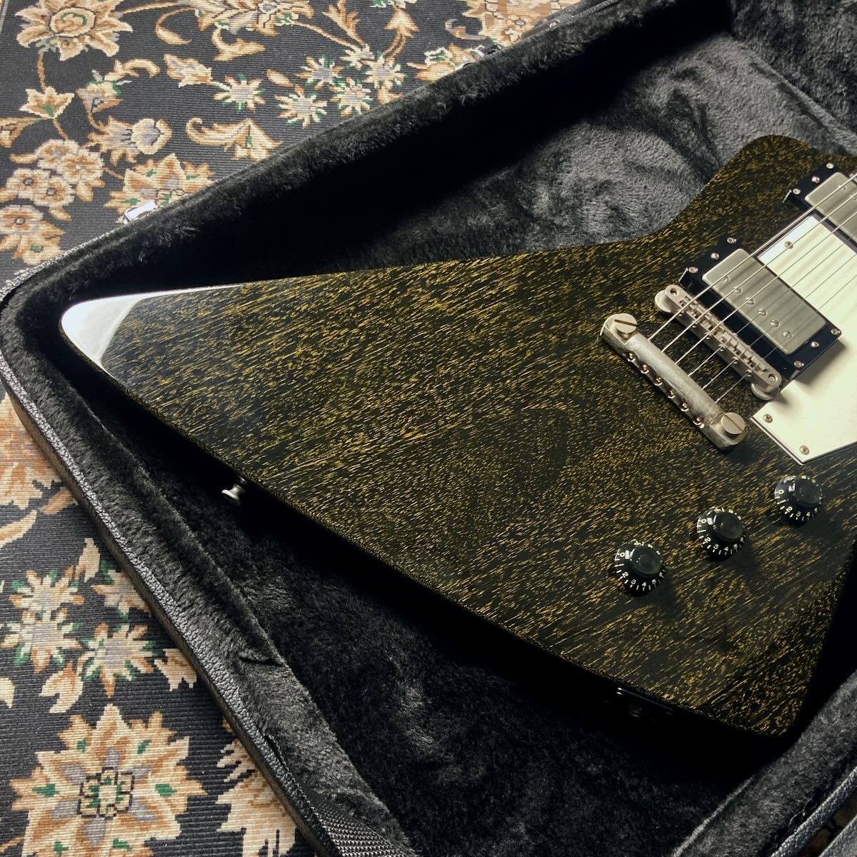 Bizen Works Burned EXP Mahogany/Brazilian Rosewood FB Gold Fox FRONT