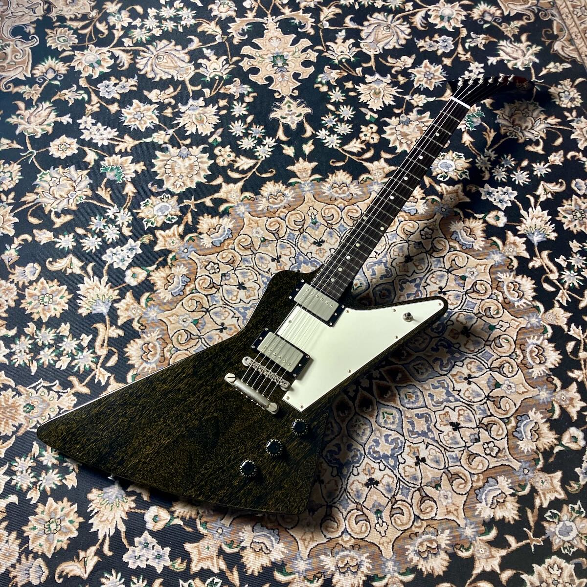 Bizen Works Burned EXP Mahogany/Brazilian Rosewood FB Gold Fox FRONT_S