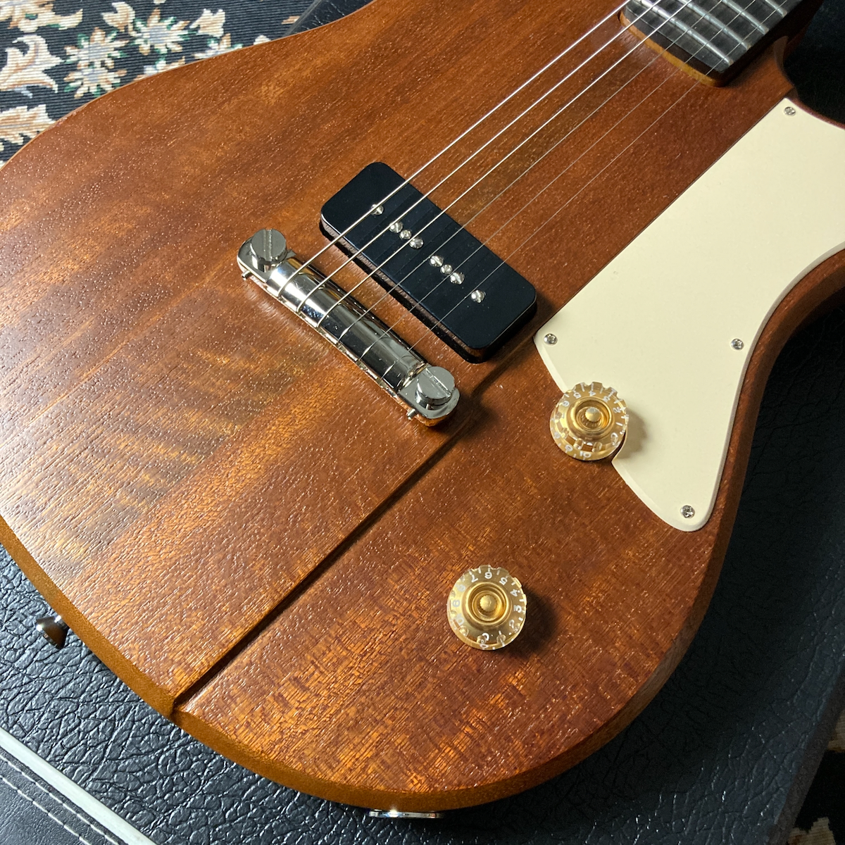 Blast Cult X-Guitar Double Cutaway BACK_S