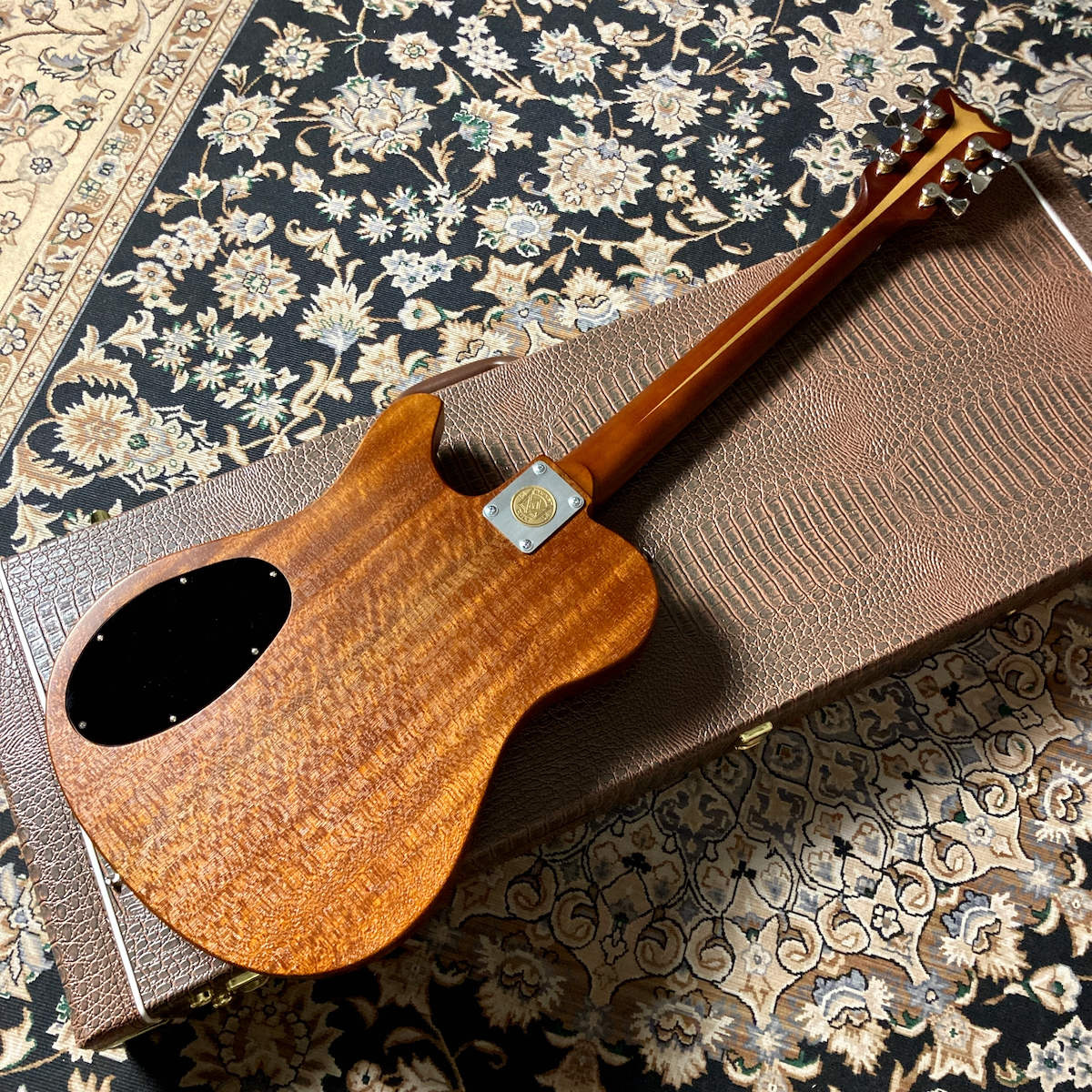 Blast Cult X-Guitar Single Cutaway 1