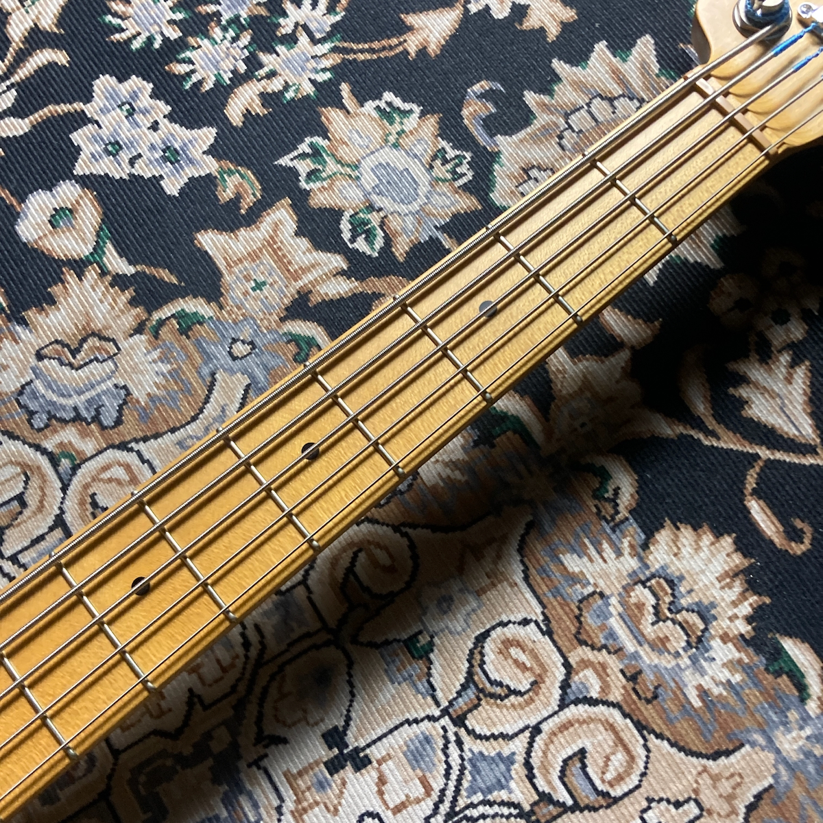 Sadowsky NYC Vintage 5 String J Bass (Transparent Sonic Blue) 2