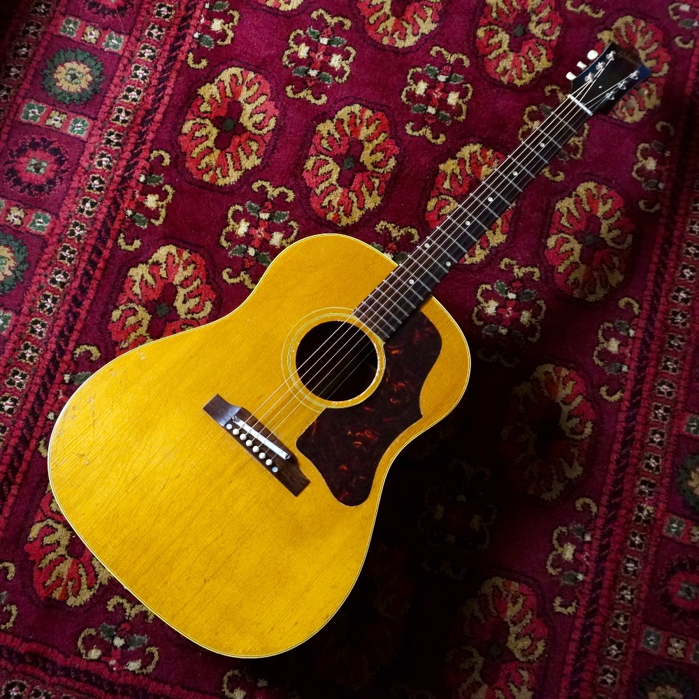 Gibson J-50