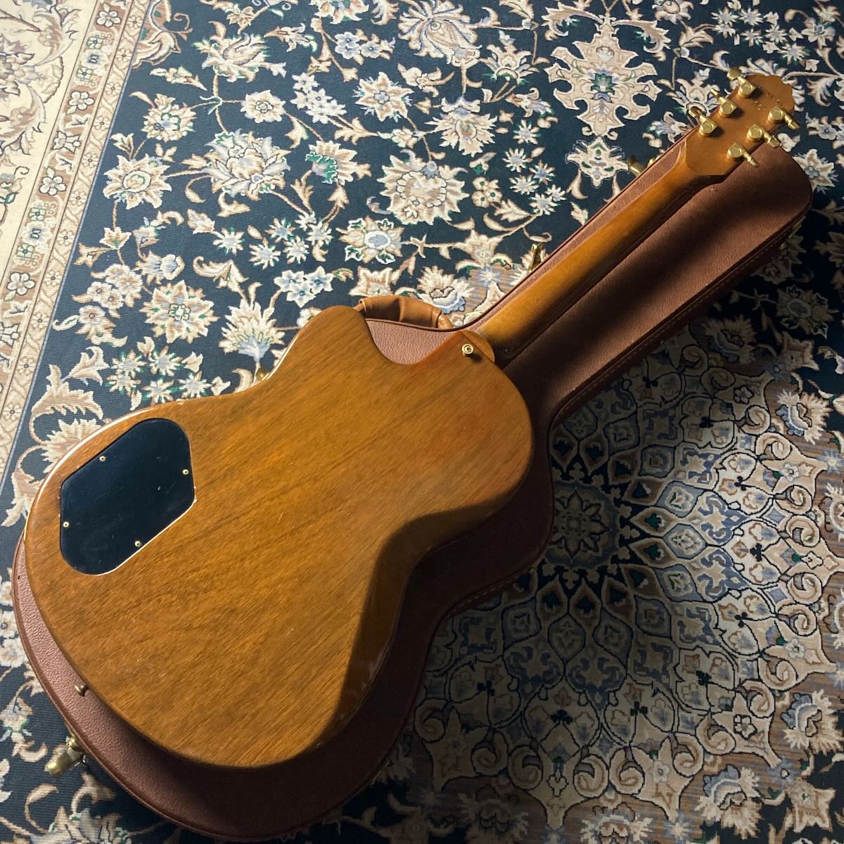 Gibson Chet Atkins SST Antique Natural 3